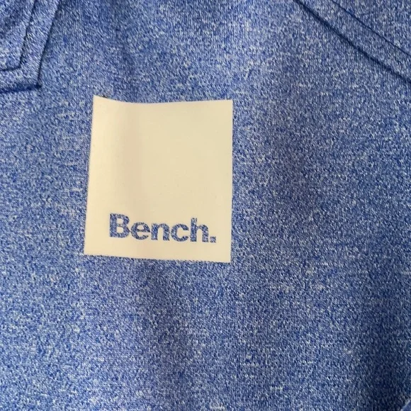 Bench jacket size M 🥰🥰 - Picture 2 of 5